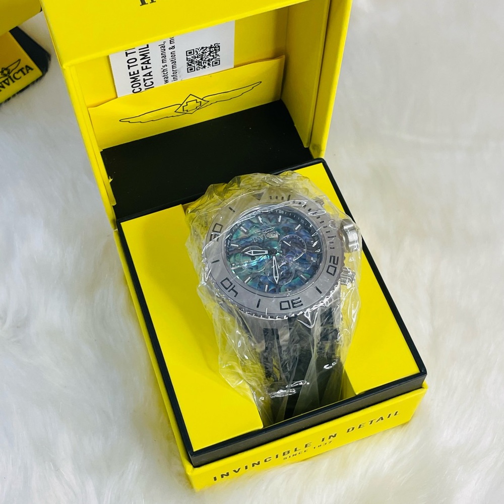*SOLD* New Invicta Subaqua Men’s Watch with Abalone Dial 52mm - Picture 5 of 11